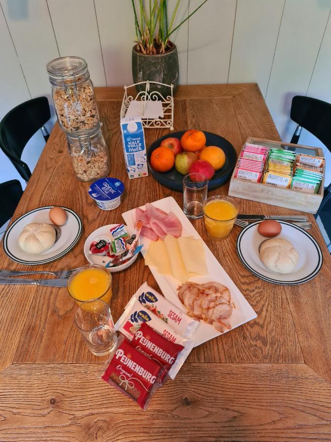 Café Brasserie Het Heerenhuis Het Kalf Esterno foto