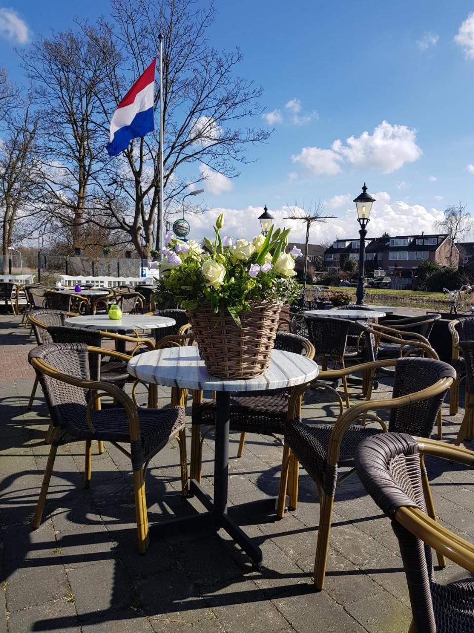 Café Brasserie Het Heerenhuis Het Kalf Esterno foto